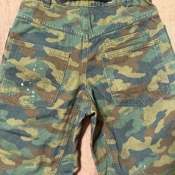 We The Free by Free People Camo Barrel Jeans. - Picture 4 of 5